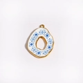 Detail van vintage onregelmatige hanger met blauw bloemenpatroon en gouden rand - Onregelmatige Bloemstijl met Vier Bladen (Stijl 4)