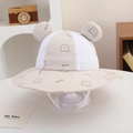 Dettaglio cappello parasole traspirante per bambini con orecchie di orso e rete - 50cm / Beige