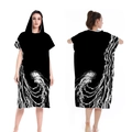 Quick-dry hooded beach poncho towel with black and white wave digital print pattern - One Size / Button Style - Black Spray