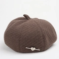 Brown herringbone beret hat with a metal heart buckle for autumn and winter outfits - M (56-58cm) / Coffee