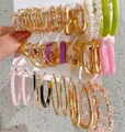 Ensemble de 6 paires de boucles d'oreilles créoles dorées avec perles et acrylique - Ensemble de 12 paires résine acrylique colorée mode (5749101hb)