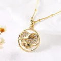 Collana a cuore dorata con design ad abbraccio e cristalli micro-pave per la mamma - Stile C-Cuore Abbracciato Zircone