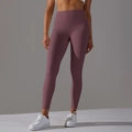 Detailansicht der hoch taillierten, nahtlosen Yoga-Leggings in dunklem Malvenrosa - XS / Weinrot
