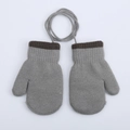 Muffole in maglia grigia e marrone scuro per bambini con pratico cordino al collo - 1-3 Anni / Stile Cordino Regolare / grigio scuro