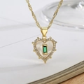 Collana dorata con ciondolo a cuore in madreperla, gemma verde e zirconi su catena a corda - Madreperla Cuore di Gemma Verde