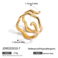 Bague en acier inoxydable doré avec design à vagues irrégulières et fini élégant 18k - Bague Vague Irrégulière Dorée(JDR0203010-7)
