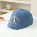 Blauwe baby katoenen baret met schattige berenborduring voor peuters van 1 tot 3 jaar oud - 50cm (1-3 jaar) / Blauw