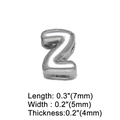 Dettaglio del pendente a lettera Z in metallo lucido con misure 7x5x4 mm per gioielli DIY - Lettera Z