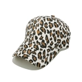 Dettaglio del tessuto in tela con stampa leopardata e cuciture del cappellino - M (56-58cm) / Beige