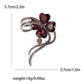 Broche trèfle à quatre feuilles élégante avec cristaux rouges et finition dorée - Violet