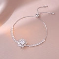 Dettaglio del bracciale fiore argento con zircone quadrato e catena regolabile - Cluster Fiocco di Neve (TS0182) / Bianco Acciaio