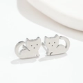 Pendientes de botón con forma de gato de acero inoxidable pulido en color plata - Gato de Acero