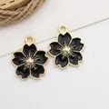 Pendentif fleur en émail noir avec base dorée, dimensions 2,1 cm x 1,8 cm pour bijoux - 1.8CM×2.1CM / Noir