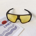 Kids sports cycling sunglasses with matte black frame and bright yellow UV400 lens - Black and Yellow