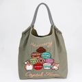 Bolso tote de nailon verde oliva con bordados de mascotas y motivos de macarons - Perro Lindo Verde Militar