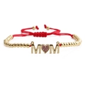 Bracciale rosso regolabile per la Festa della Mamma con ciondolo MOM dorato e zirconi - Perle d'oro Corda Rossa MOM