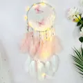 Acchiappasogni luminoso con farfalle, piume rosa e luci a LED a luce calda - Prodotto Finito Senza Luce / Rosa