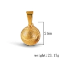 Detail eines 24k vergoldeten Tennisanhängers mit 21 mm Durchmesser und 23,17 g Gewicht - QZ01-Basketball-Gold