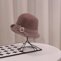 Elegant lotus root pink knitted bucket hat with plush faux fur and pearl bow detail - Pearl Ring / Dusty Pink