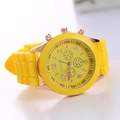 Reloj deportivo de mujer Geneva con correa de silicona amarilla y esfera de oro rosa - Amarillo
