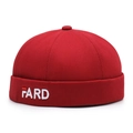 Bonnet miki rouge en coton style streetwear avec broderie FARD blanche sans bordure - Réglable / Rouge
