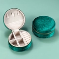Round emerald velvet mini travel jewelry box for rings and earrings storage case - Pearlescent Green / 10x10x5cm