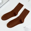 Caramel brown ribbed mid-calf crew socks with high elastic cuff for women - One Size / Chocolate