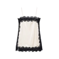 Canotta in raso di seta bianca da donna con bordo in pizzo nero su sfondo bianco - XS / Crema con pizzo nero