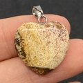 Heart-shaped picture stone pendant with beige and brown spots and silver clasp - 20mm / Picture Jasper