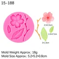 Stampo in silicone rosa per fiori di ciliegio e foglie, misura 5,2x5,2x0,8 cm - Stile Fiori di Ciliegio(15-188) / Rosa