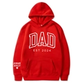 Sweat à capuche rouge pour hommes et femmes avec imprimé blanc DAD EST 2024 sur la poitrine - S / Rouge