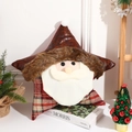 Sternförmiges Weihnachts-Dekokissen mit braunem Kunstleder und grünem Karostoff - 40x40cm / Weihnachtsmann