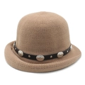 Chapeau cloche en tricot kaki élégant avec ceinture en cuir noir et clous argent - M (56-58cm) / Brun