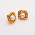 925 Sterling silver pearl stud earrings with gold wire nest and white pearl detail - Premium Bread Pearl Square Wire Studs