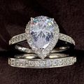 Set di anelli in oro champagne con zircone a goccia e punzone S925 in argento sterling - US 6 / Oro Bianco