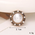 Dettaglio charm per scarpe con perla vintage da 2,1 cm, bordo in cristallo e bronzo - Stile Fibbia per Scarpe Trasparente / Stile Perla Tonda Vintage (C445)
