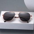 Lunettes de soleil aviateur polarisées avec monture métallique en or rose - Monture Or Rose Verres Gris Noir (Polarisés)