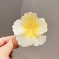 Bloemvormige haarklem met geel-wit kleurverloop voor elegante haarstijlen - 8 cm Grote Maat / Wit Bloemblad Gele Kern