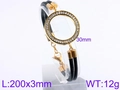 Pulsera de hombre en cuero negro de doble capa con anillo dorado de circonitas - Anillo de Zirconia Blanca Dorado Cuerda Doble Negra (KB85018-K)