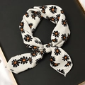 Foulard carré blanc élégant avec motif de marguerites noires et orange - 55x55cm / Tournesol Blanc