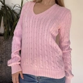 Elegante maglione rosa in maglia a trecce con scollo a V e maniche lunghe per donna casual - S / Rosa