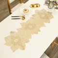 Gouden PVC-tafelloper met hol bloemenpatroon en lasergesneden ontwerp op witte tafel - 90x30cm / Tafelvlag / Goud
