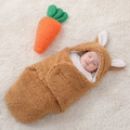 Couverture d'emmaillotage marron en polaire avec oreilles de lapin et carotte peluche - 【Sherpa】Jambe Ronde Oreilles de Lapin Khaki