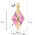 Pendente rombo placcato oro con smalto rosa viola e dettaglio gemma ovale - M036032-A-Viola Misto (Rombo)
