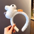 Fascia per capelli in peluche bianco con adorabile coniglietto e decoro a carota - Cerchietto in Peluche Coniglio Bianco / Bianco