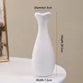 White matte ceramic vase with wavy rim, 20.5cm height, minimalist modern table decor - Duoyan (21cm)