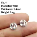 Nahaufnahme einer 9mm Hohlmünze aus Silber zeigt die genaue Größe und Details - Stil 4/Silber/Durchmesser 9mm