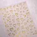 Sticker nail art 3D doré M-540 avec motifs de cœurs en relief et texture métallique - Style de Ligne de Coeur en Relief Or (M-540)