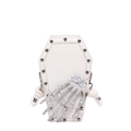 Bolso de hombro blanco en forma de ataúd con mano de esqueleto 3D y detalles de tachas - Blanco