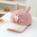 Dettaglio delle orecchie di coniglio rosa e ricamo a cartoni animati su cappello bimbi - 52cm (3-6 Anni) / Rosa